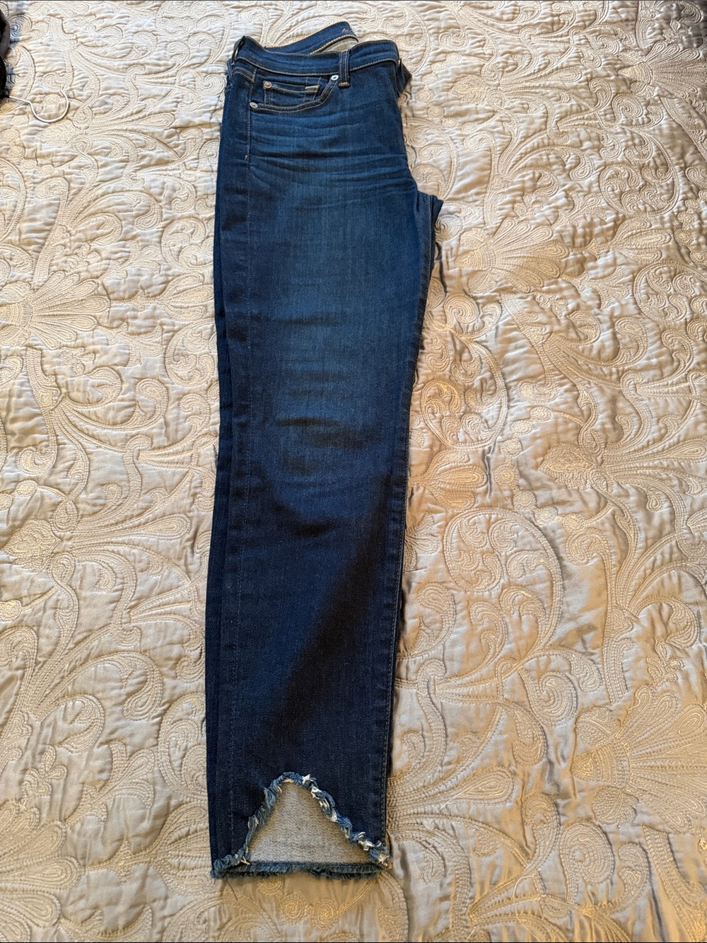 7 For All Mankind Dark Indigo Cropped Skinny Ankle Jeans